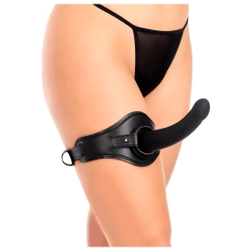 Inferno stehenný strap-on postroj s 3 rôzne veľkými metalickými krúžkami